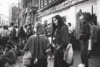 Marktbesucher am Winterfeldtplatz (1982)