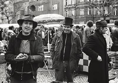 Trödelmarkt in Charlottenburg (1977)